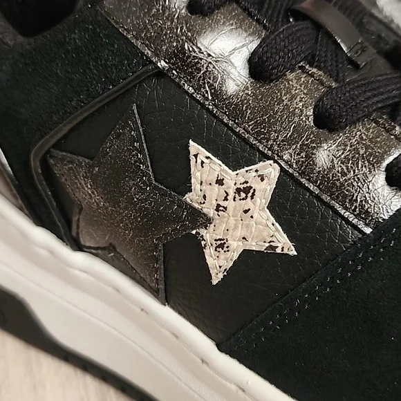 Michael Kors Black Lexi Embellished Mixed-Media Sneaker Women's 8.5 NIB - Picture 5 of 16